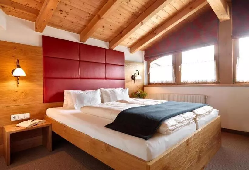 Hotelli Alpina&more Apartments I Zimmer