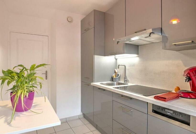 Le Jardin De L Atrium Appartement Moderne Proche De Genève Et Palexpo