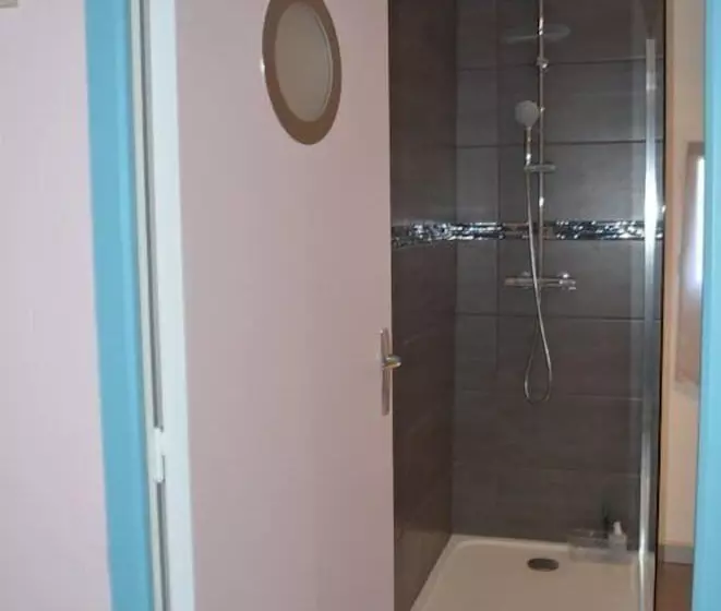 Aamiaismajoitus (B&B) Chambres D'hotes L'amandier