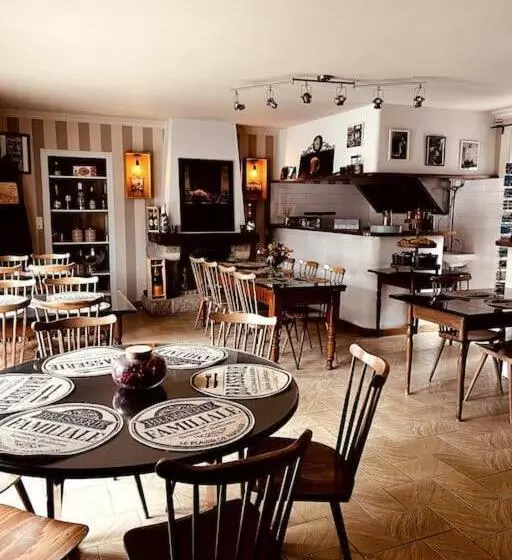 Aamiaismajoitus (B&B) Chez Josy