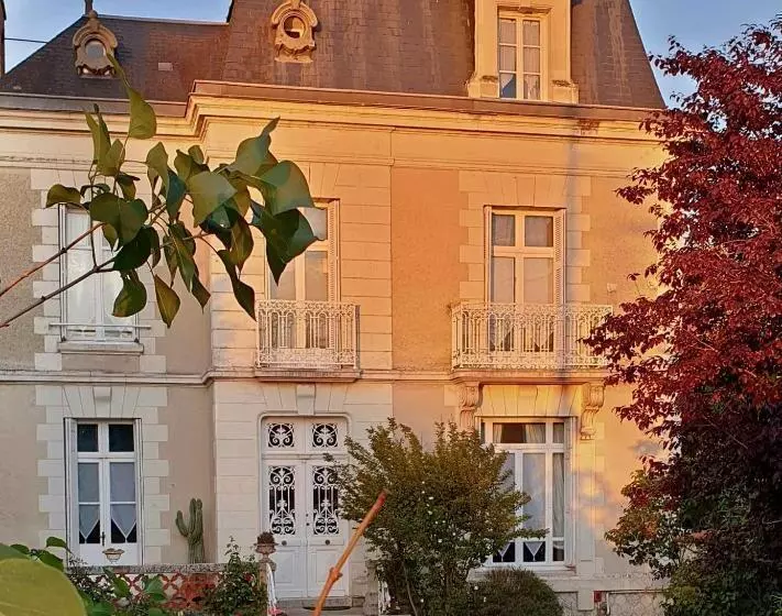 Aamiaismajoitus (B&B) La Maison Leonard