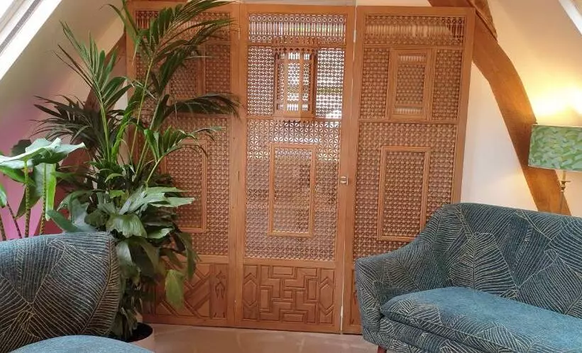 Aamiaismajoitus (B&B) La Maison Leonard