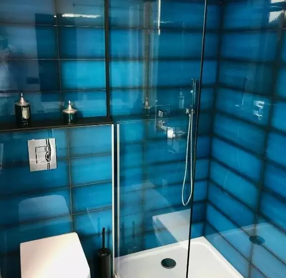 Aamiaismajoitus (B&B) La Maison Leonard