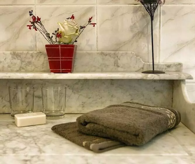 Aamiaismajoitus (B&B) L'auberge Cavalière
