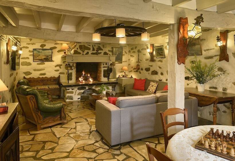 ベッドアンドブレックファースト L'auberge Cavalière