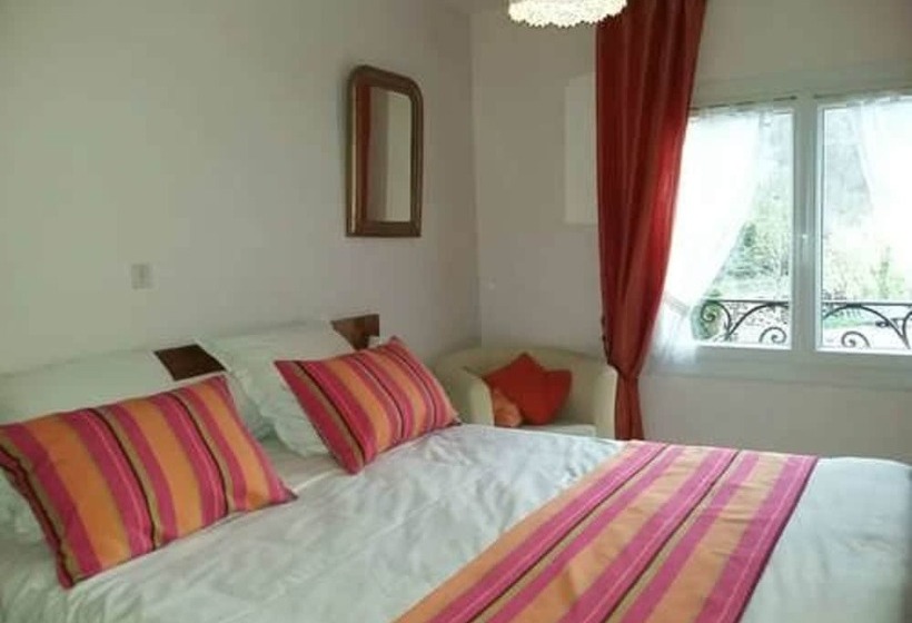 ベッドアンドブレックファースト L'auberge Cavalière