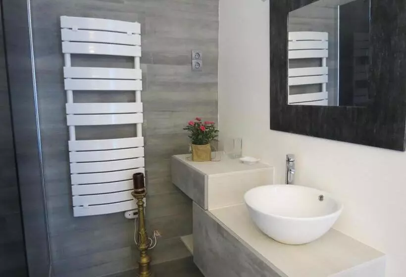 Aamiaismajoitus (B&B) Le Jardin Chambre D Hotes