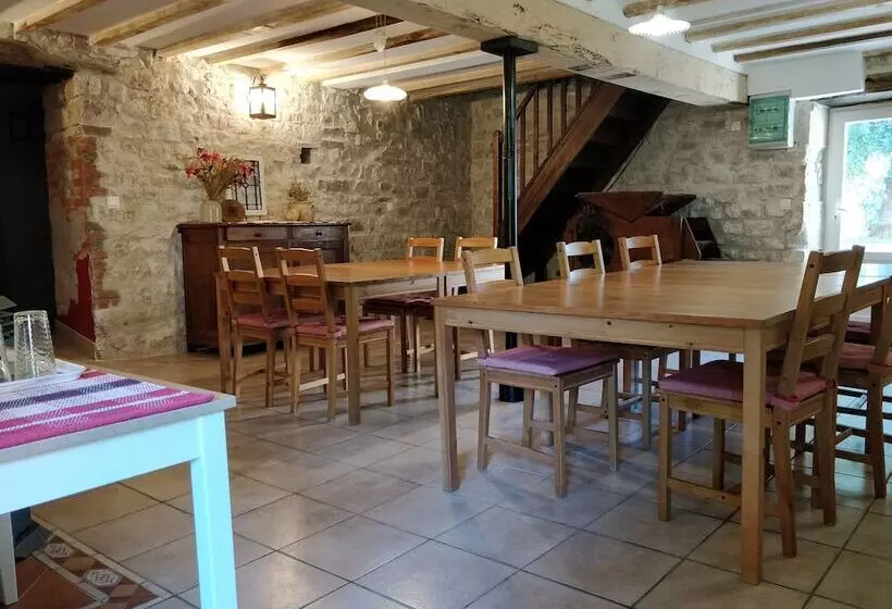 ベッドアンドブレックファースト Le Moulin Des Valignards