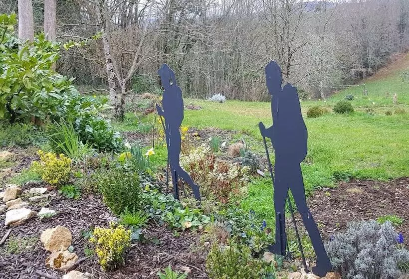 ベッドアンドブレックファースト Gîte Le Nieudegat Chambre Et Table D Hôte Piscine Climatisation Proche De Sarlat Au Coeur De La Natu