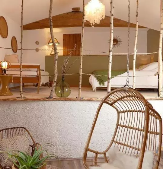 Aamiaismajoitus (B&B) Maison Du Figuier