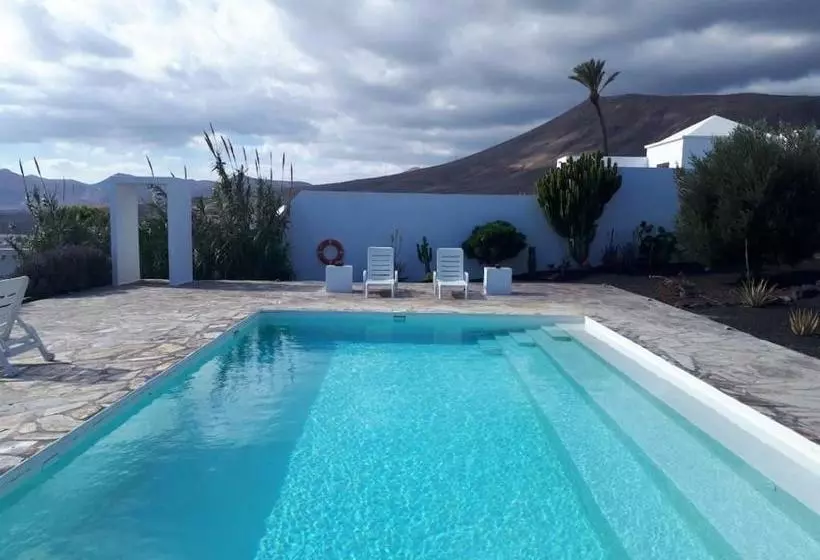 Casa Amanecer