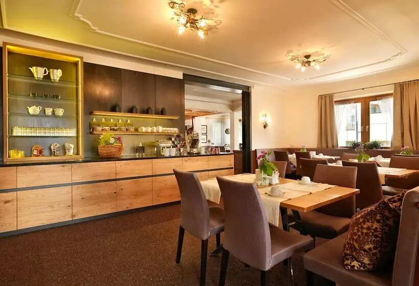 Hotelli Alpina&more Apartments I Zimmer