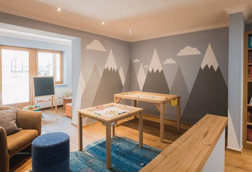 Отель Alpina&more Apartments I Zimmer