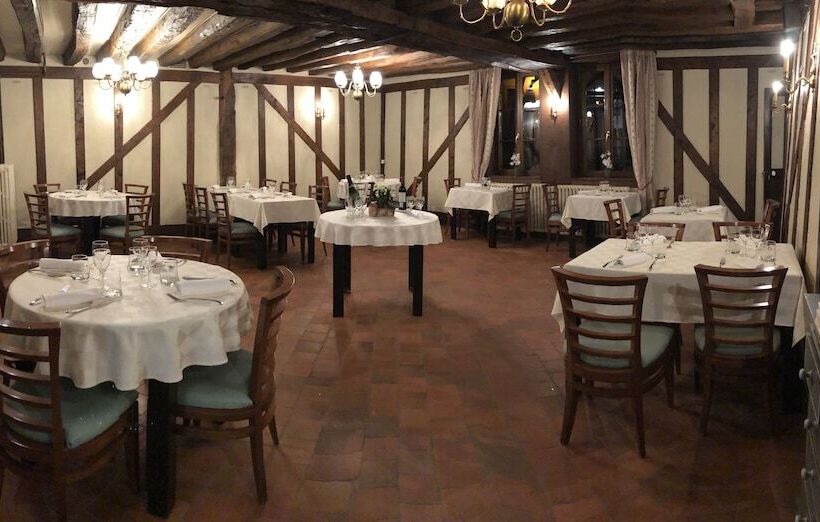 فندق Auberge De La Croix Blanche