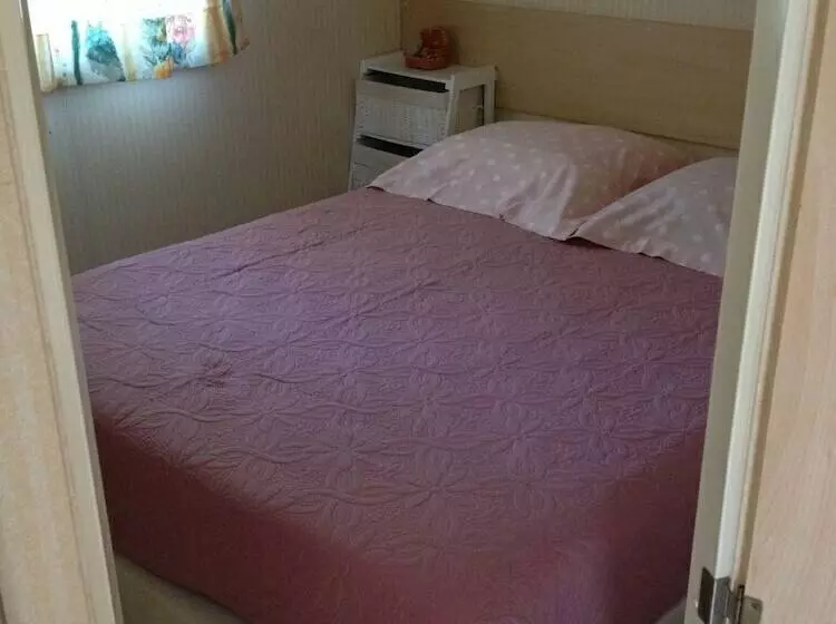 Hotelli Camping A La Ferme De Cornaton