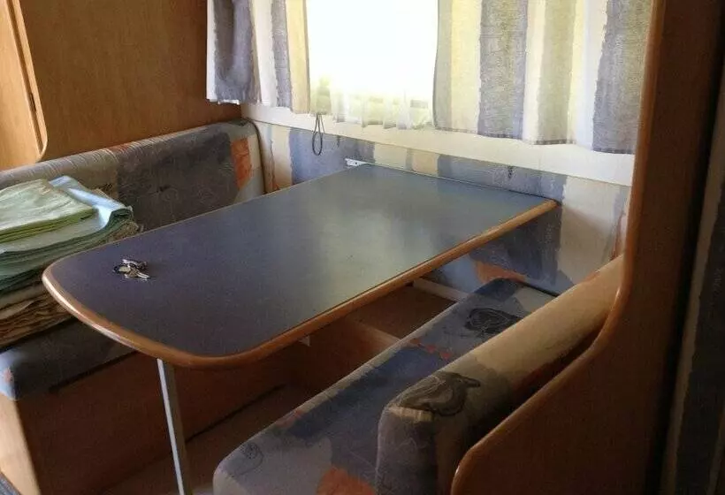 Hotelli Camping A La Ferme De Cornaton