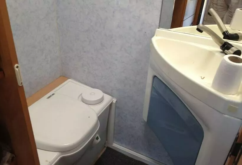 Hotelli Camping A La Ferme De Cornaton