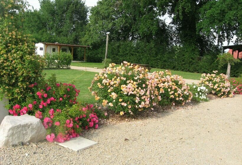 בית מלון כפרי Camping A La Ferme De Cornaton
