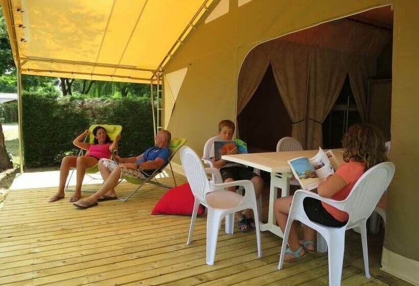 فندق Tonneau Herbergement Insolite Au Camping Des Nieres