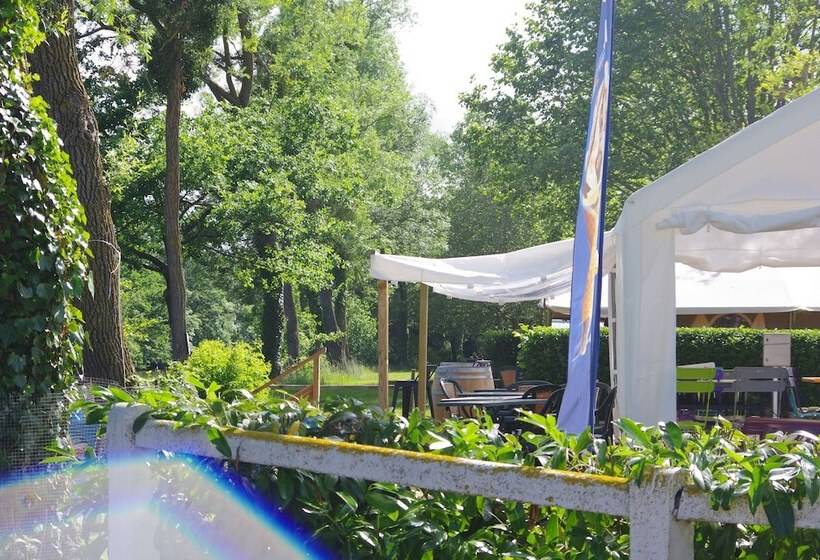 فندق Tonneau Herbergement Insolite Au Camping Des Nieres