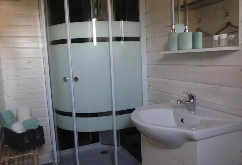 Aamiaismajoitus (B&B) Au Cap Norwoe