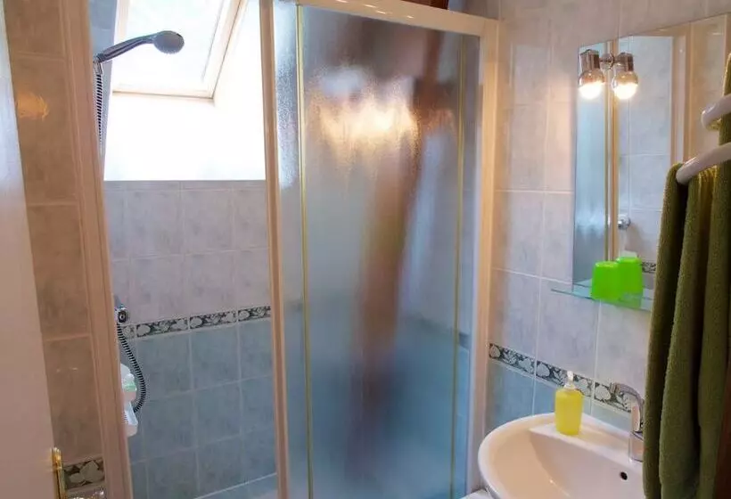 Aamiaismajoitus (B&B) Hôtel Jouet