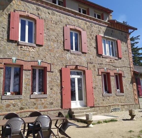 مبيت وإفطار La Cabanette