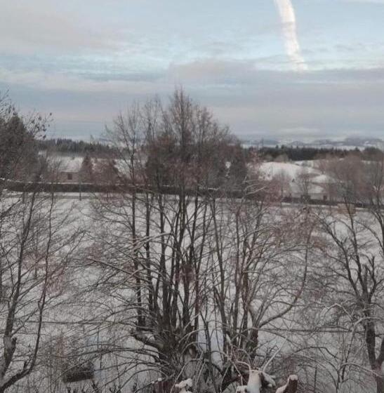 مبيت وإفطار La Cabanette