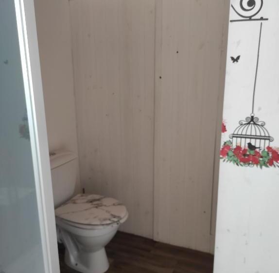 مبيت وإفطار La Cabanette