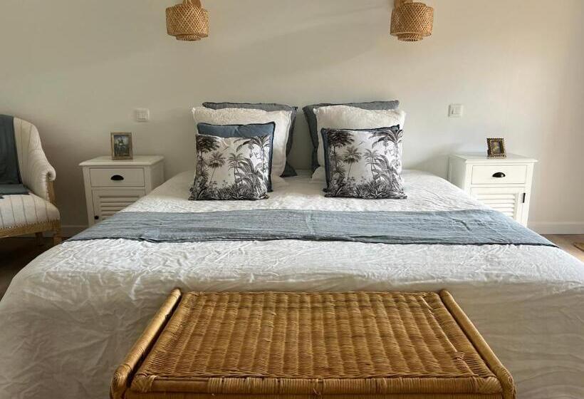 Bed and Breakfast La Millière Chambres D Hôtes Piscine & Campagne Marie Anne & Marie Adélaïde