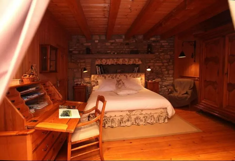 Aamiaismajoitus (B&B) Maison D Hôtes Le Pré Oudot