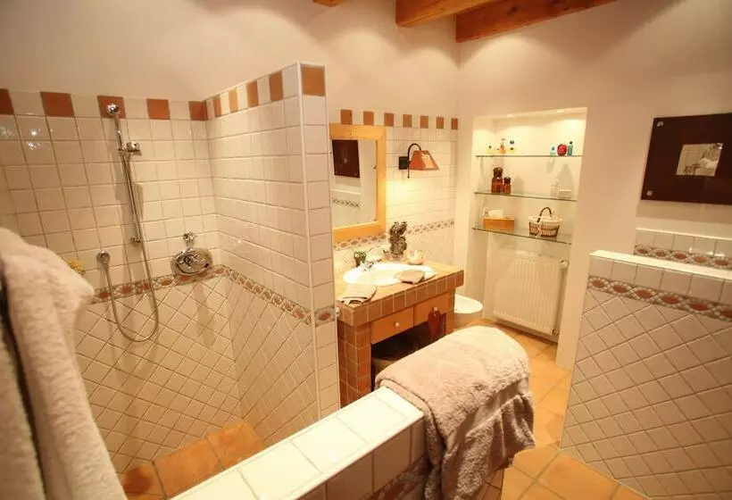 Aamiaismajoitus (B&B) Maison D Hôtes Le Pré Oudot