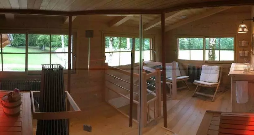 Aamiaismajoitus (B&B) Maison D Hôtes Le Pré Oudot