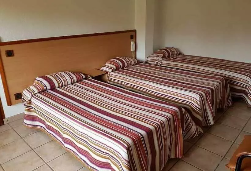 Hotelli Hôtel Du Lac