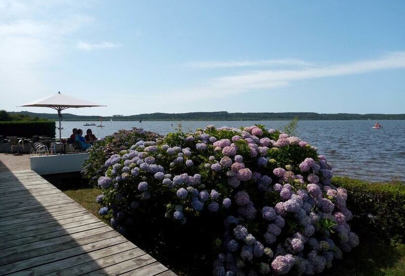 Отель Hôtel Du Lac