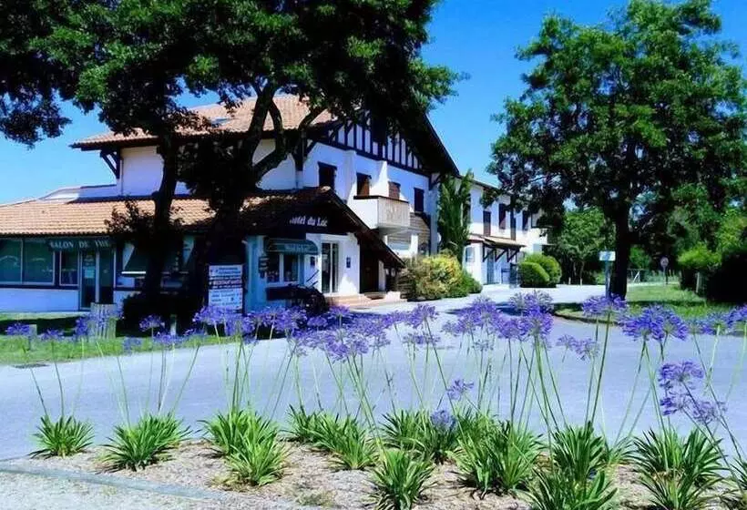 Hotelli Hôtel Du Lac