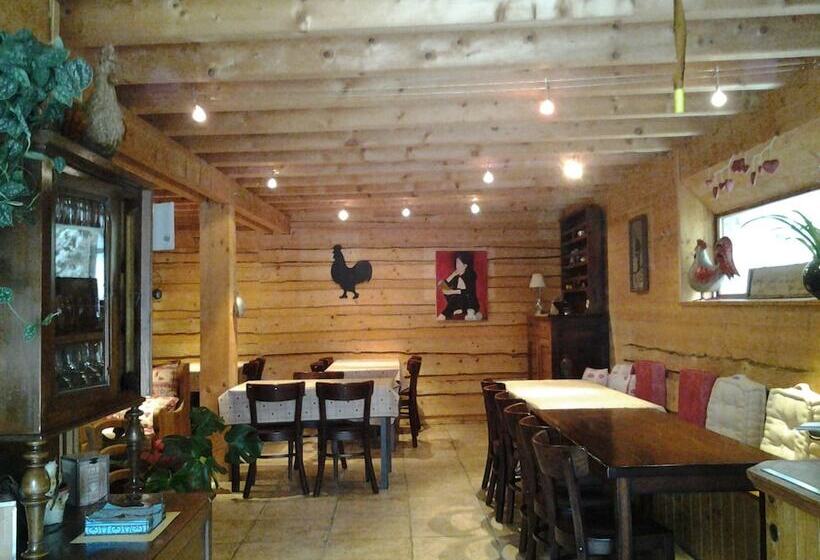 פנסיון La Grange De L'errance