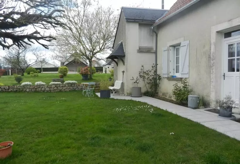 Majatalo Le Puits De La Montree