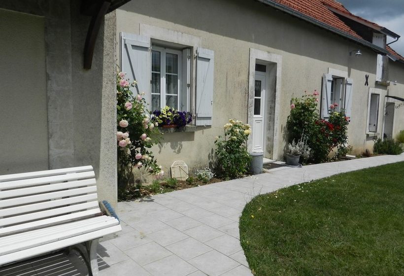 ペンション Le Puits De La Montree