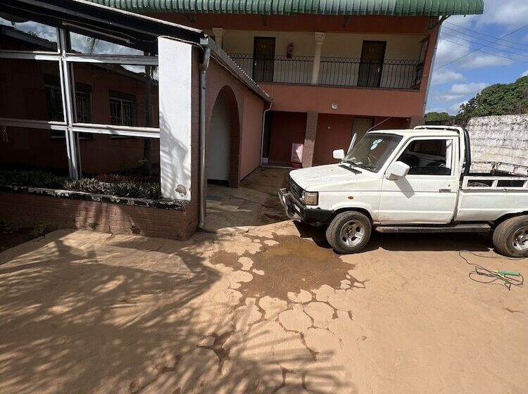 پانسیون Nalikwanda Guest House