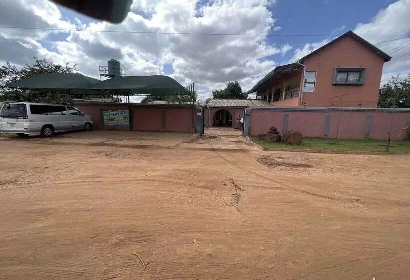 پانسیون Nalikwanda Guest House