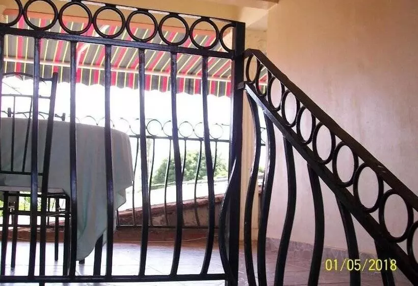 پانسیون Nalikwanda Guest House