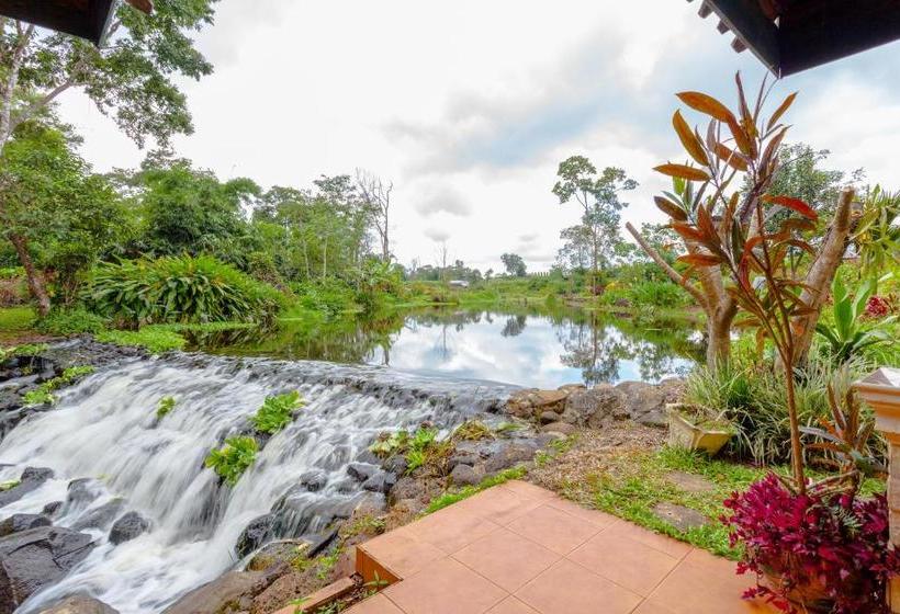 Sinouk Coffee Resort