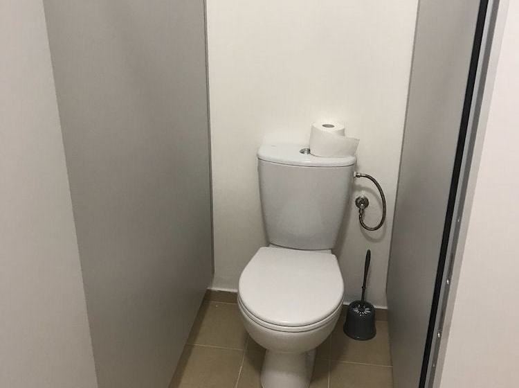 הוסטל Ubytovňa šamorín