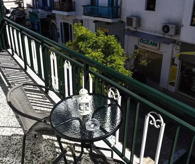 Albertos House