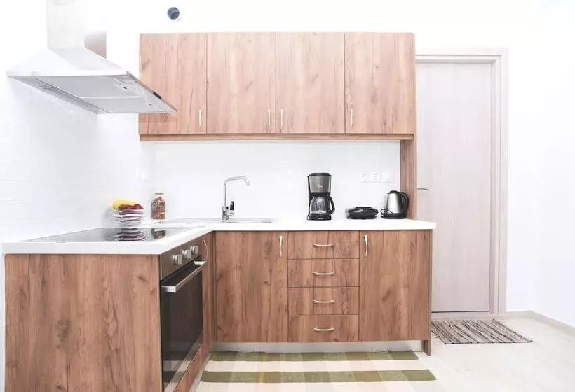 Albertos House