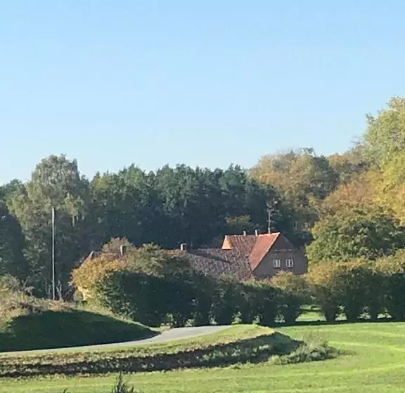 تختخواب و صبحانه æblegården