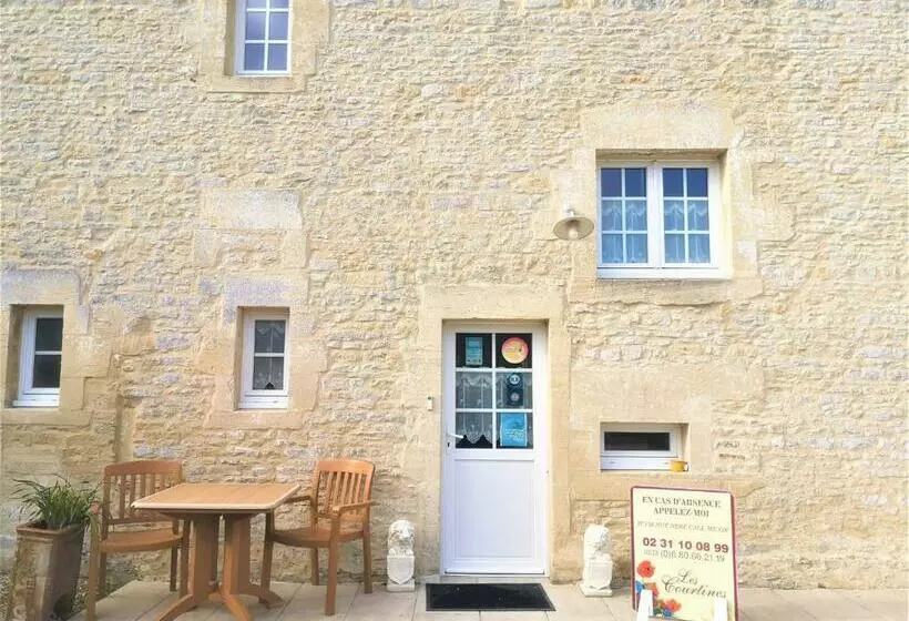 ベッドアンドブレックファースト Le Clos Des Courtines  Les 4 Vents