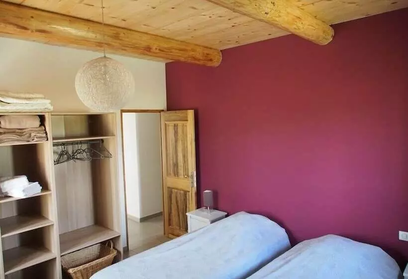 ベッドアンドブレックファースト Le Mas De La Lause