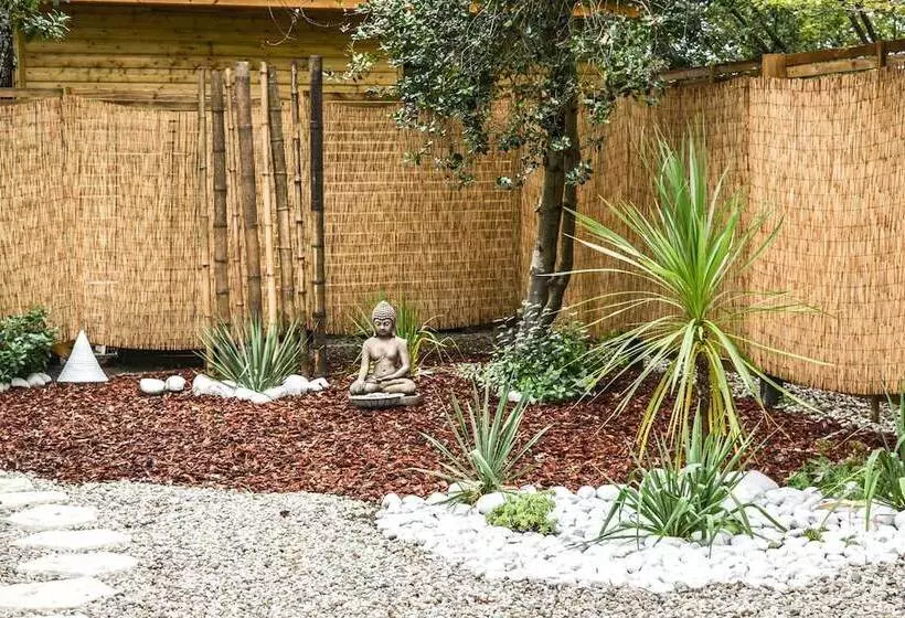 ベッドアンドブレックファースト L'haute En Couleur